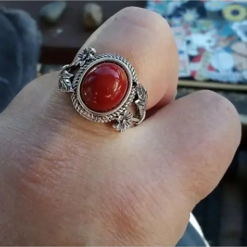 Vintage Silver Ring with Red Stone sz 7